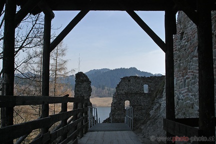 Zamek w Czorsztynie (20070326 0117)